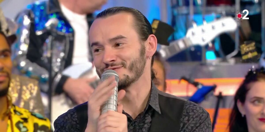 on-projette-de-se-revoir-benoit-n-oubliez-pas-les-paroles-en-couple-il-evoque-sa-relation-avec-elodie-une-candidate-de-l-emission